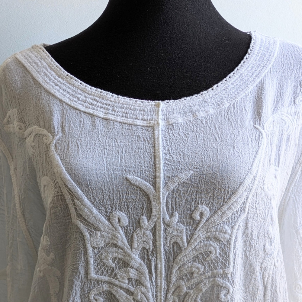 Chico's White100% Cotton Tunic with Embroidery and Scalloped Hem Size 2(L/12) - Picture 3 of 13